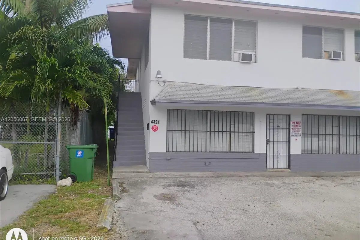4321 W Hallandale Beach Blvd # 1, Hollywood FL 33023