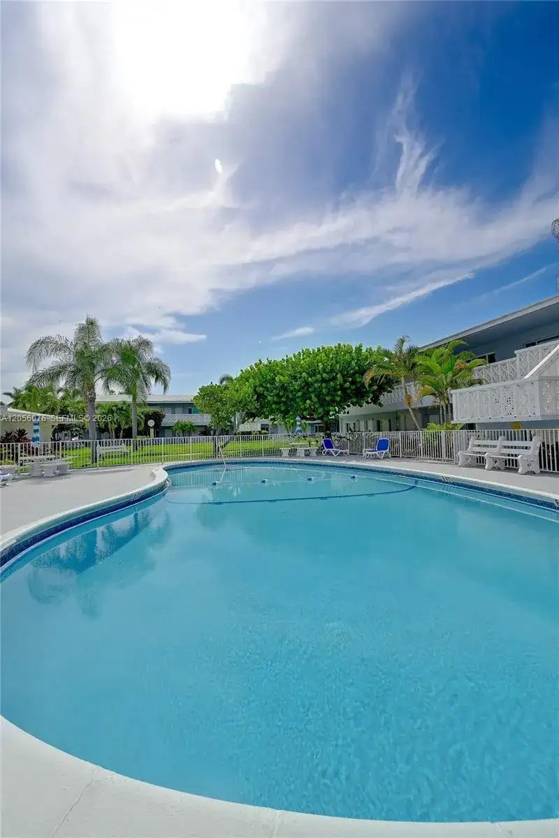 2170 NE 51 CT # B6, Fort Lauderdale FL 33308 photo 5