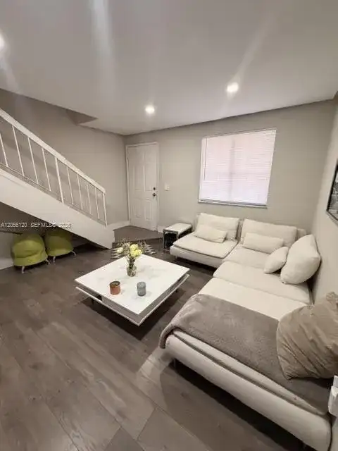 1809 SW 107th Ave # 2707, Miami FL 33165 photo 2