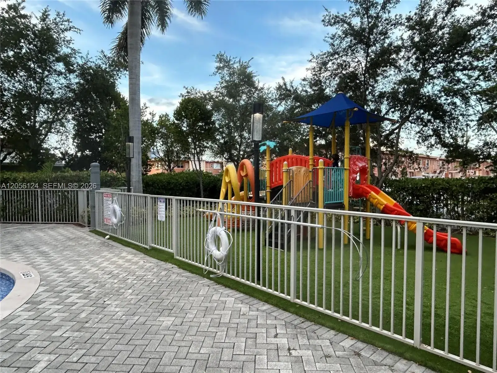 987 SW 37th Avenue # 909, Coral Gables FL 33135 photo 4