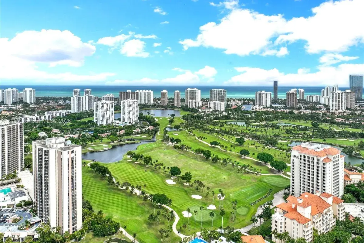 20335 W Country Club Dr # 2603, Aventura FL 33180