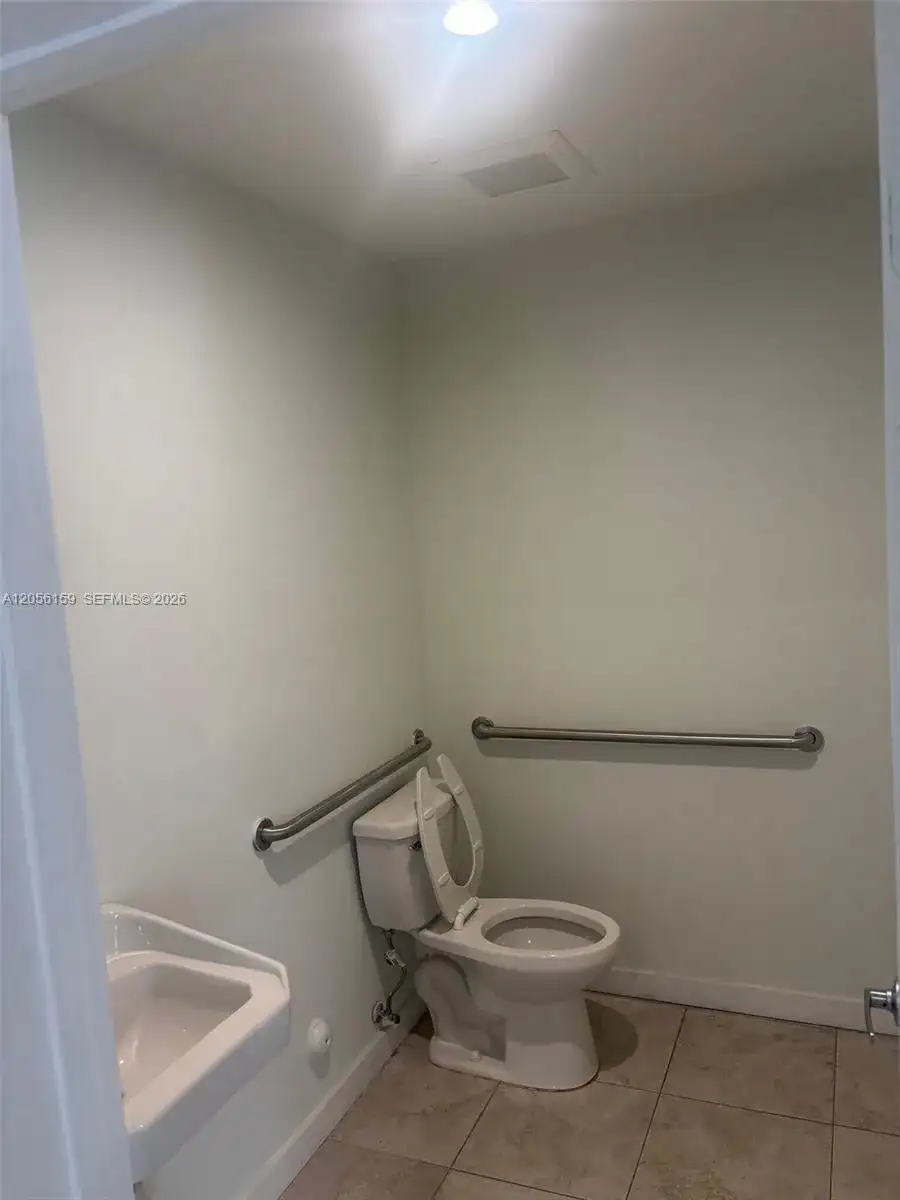 710 E 9th St, Hialeah FL 33010 photo 3