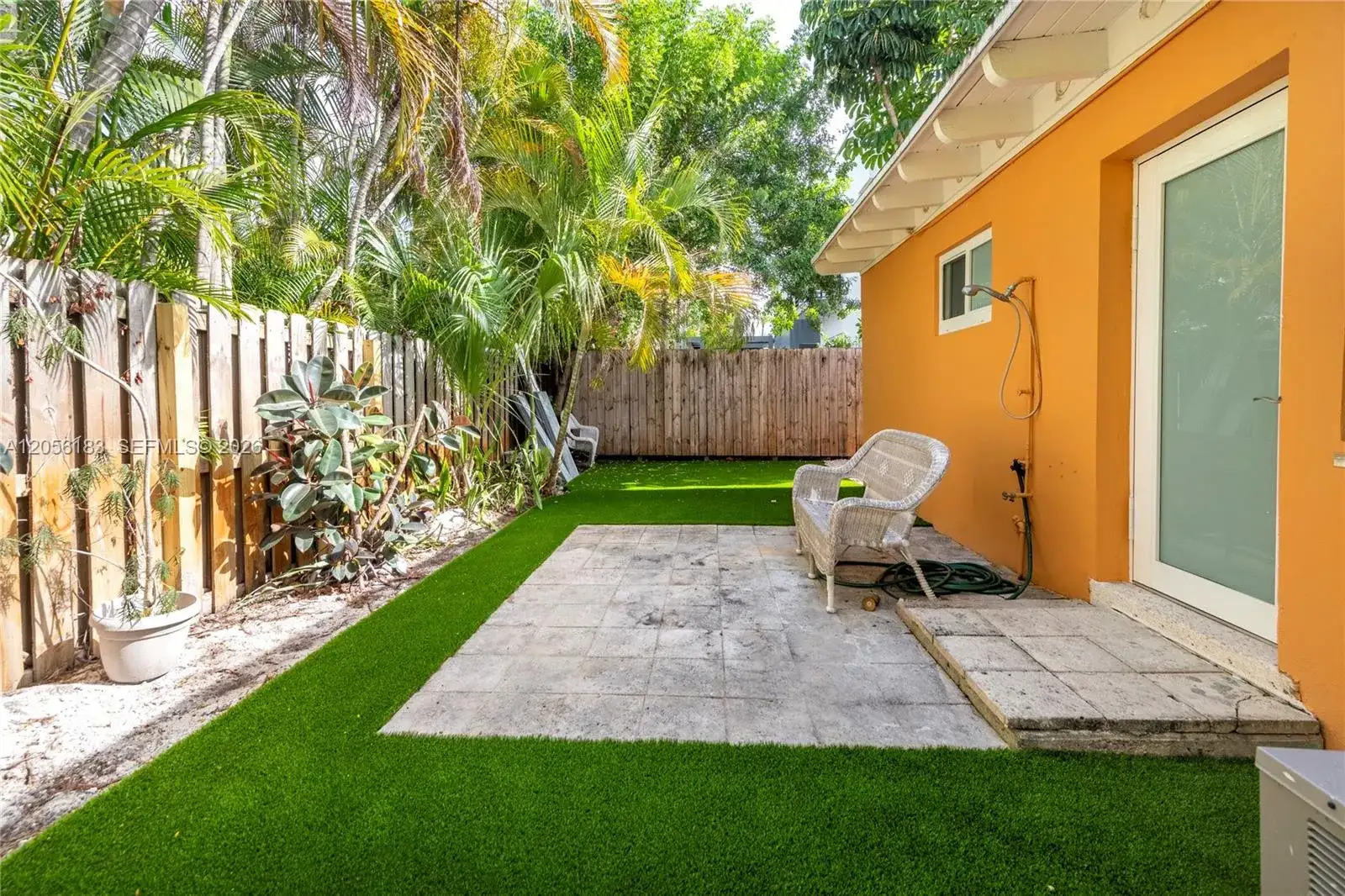 809 NE 17th Ave # 4, Fort Lauderdale FL 33304 photo 2