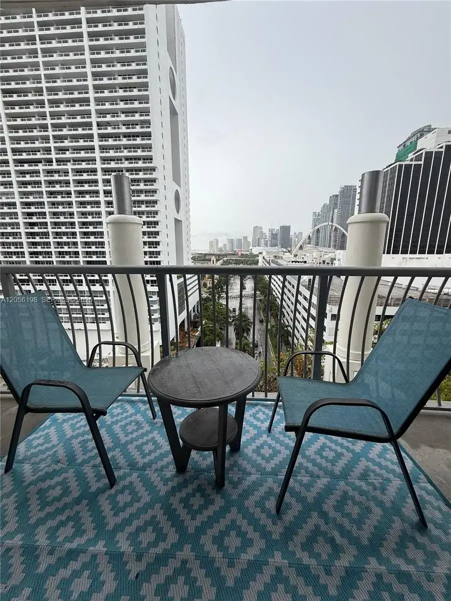 1750 N Bayshore Dr # 1212, Miami FL 33132