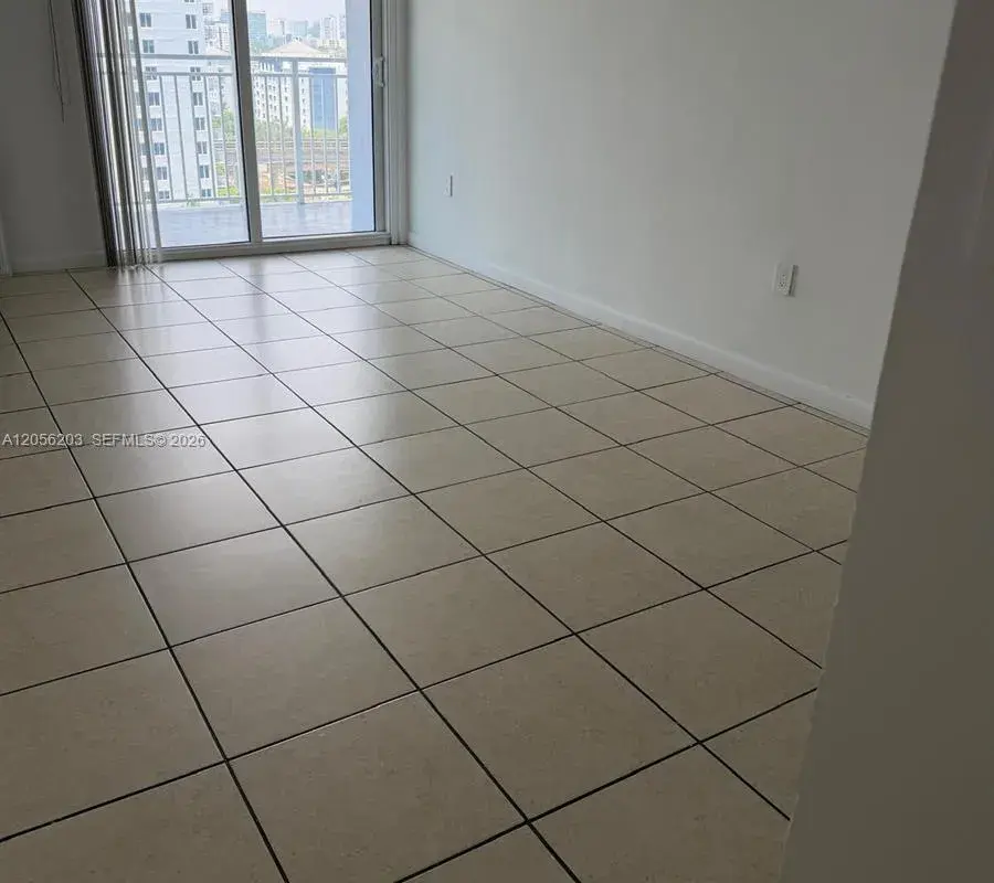 800 N Miami Ave # E1402, Miami FL 33136