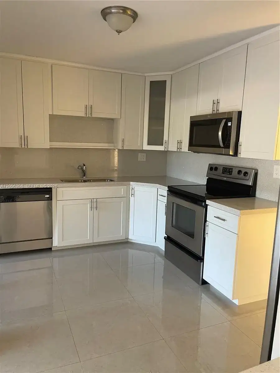 8947 SW 149th Pl, Miami FL 33196 photo 3