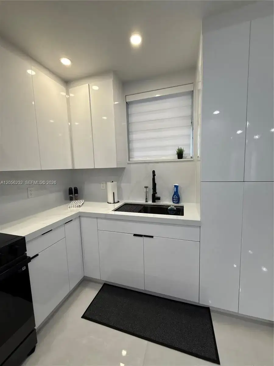 8037 W 36th Ave # 6, Hialeah FL 33018 photo 5