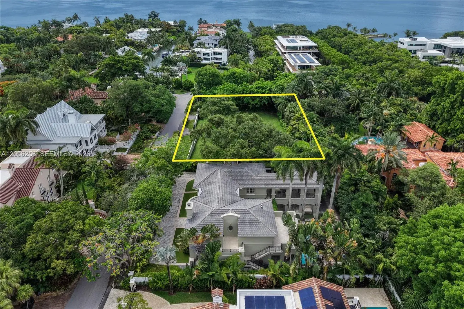 3400 S Moorings Way, Miami FL 33133