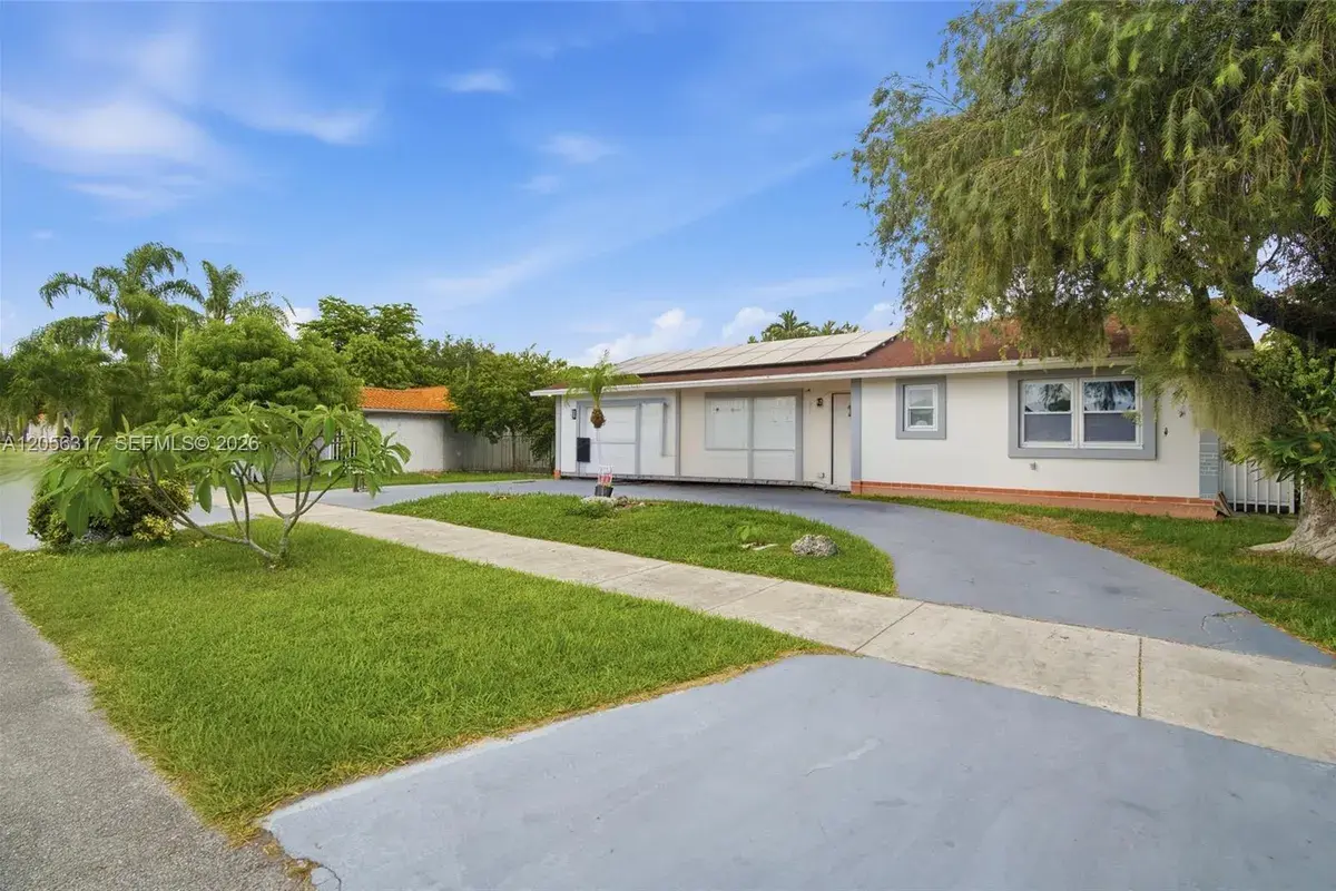 14755 SW 70th Ter, Miami FL 33193