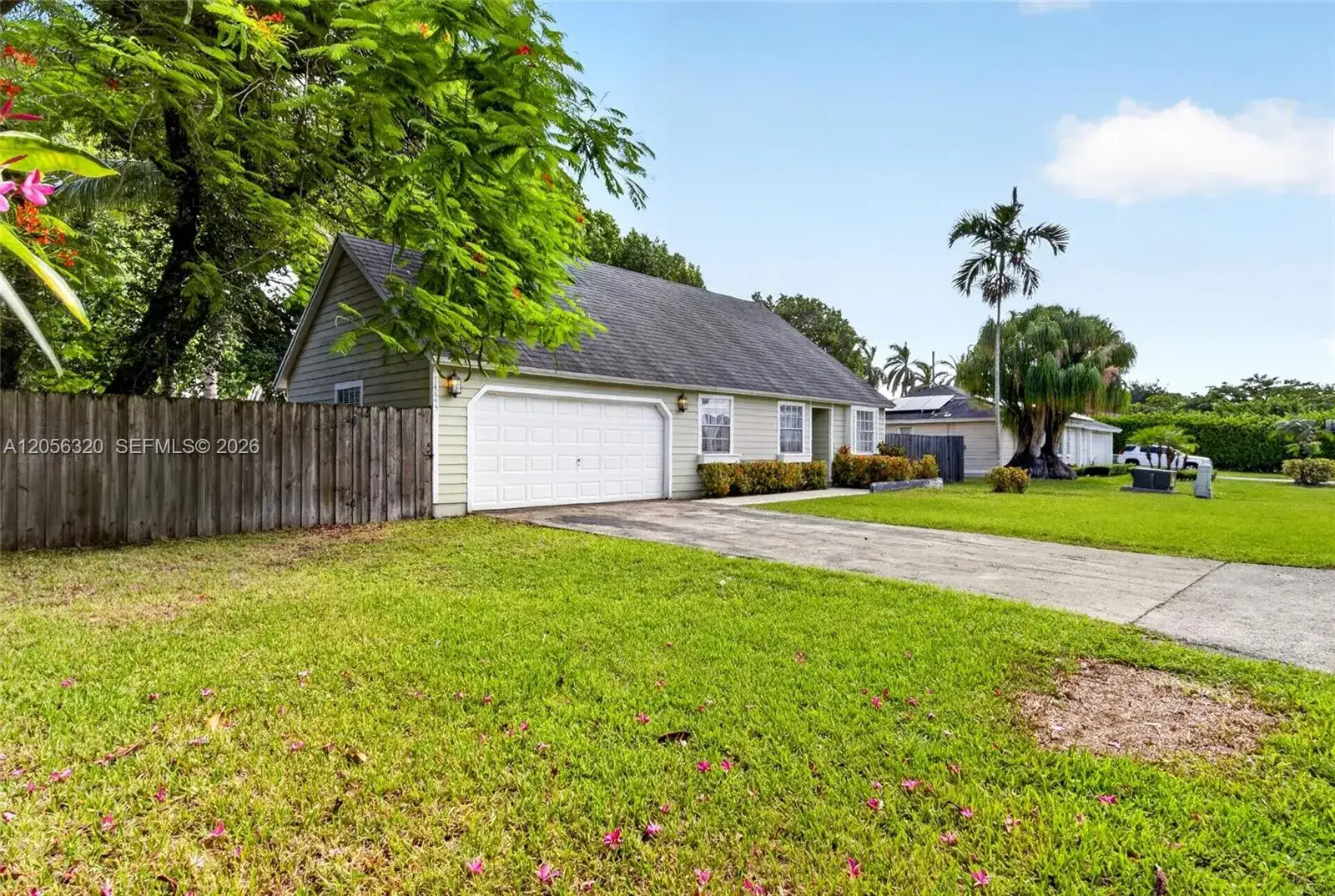 14843 SW 152nd Ter, Miami FL 33187 photo 2