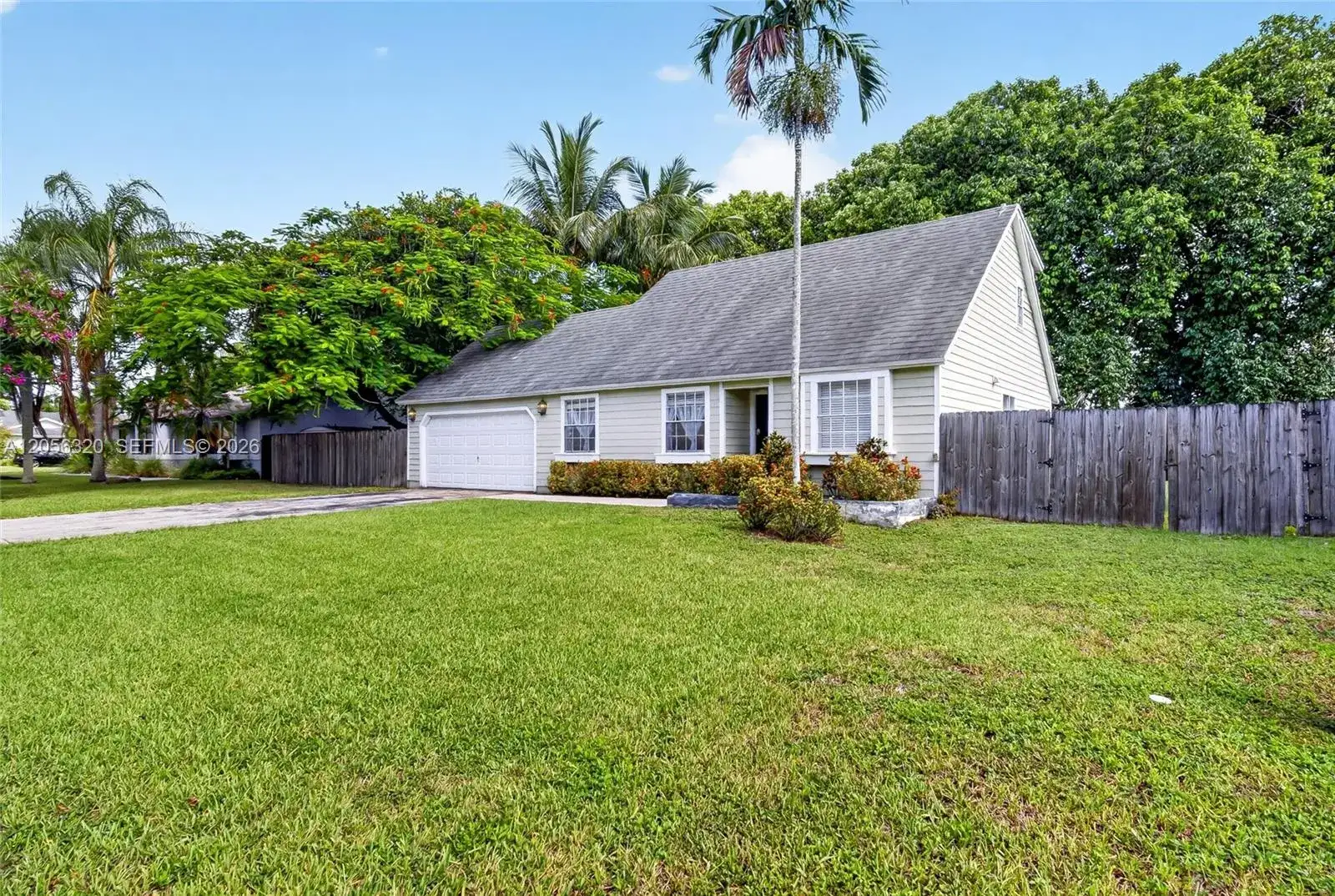 14843 SW 152nd Ter, Miami FL 33187 photo 3