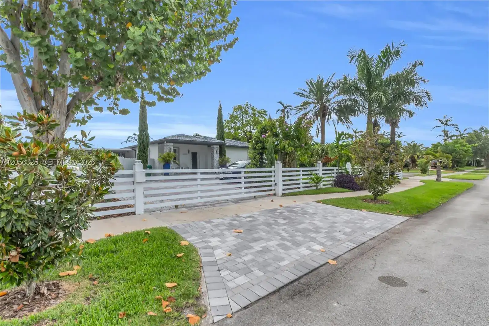 3225 SW 81st Ave, Miami FL 33155