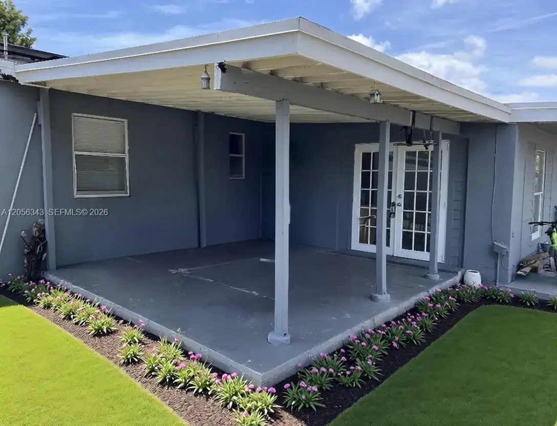 1885 NE 53rd St, Pompano Beach FL 33064 photo 3