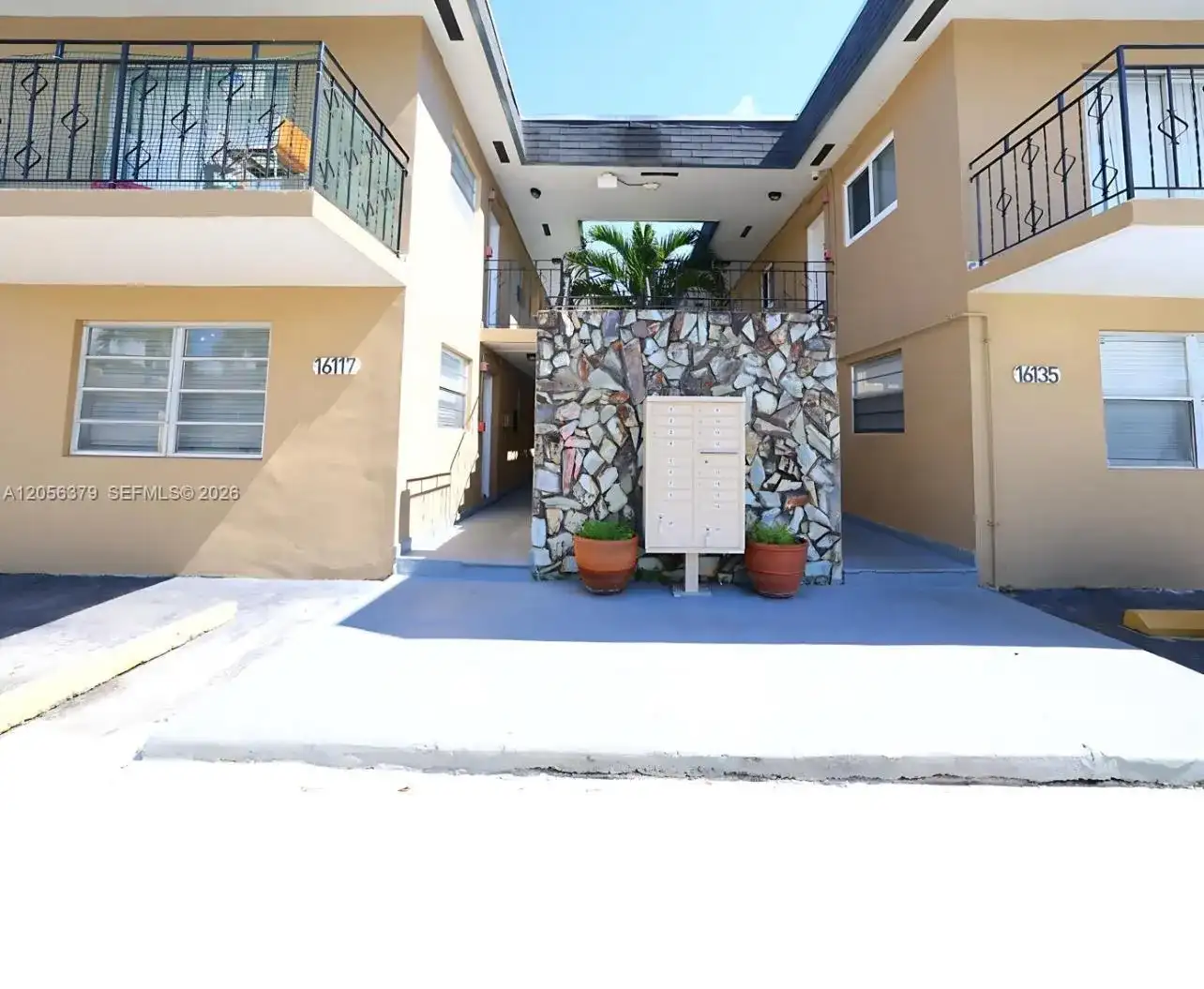 16117 NE 19th Ct # 14, North Miami Beach FL 33162