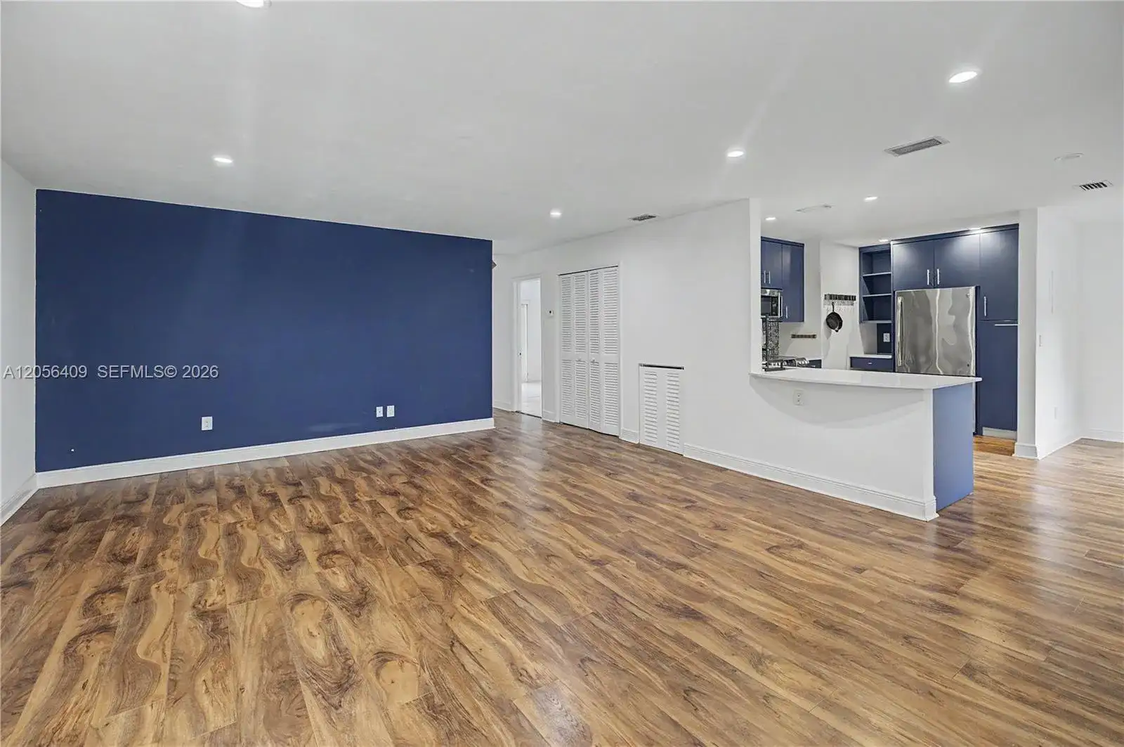 6815 Edgewater Dr # 201, Coral Gables FL 33133 photo 2