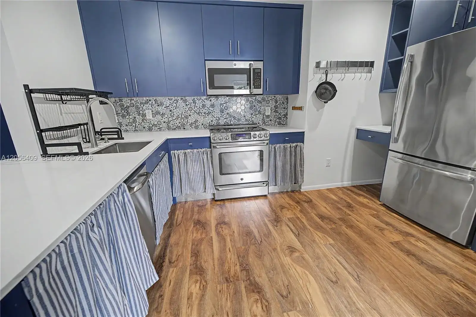 6815 Edgewater Dr # 201, Coral Gables FL 33133 photo 5