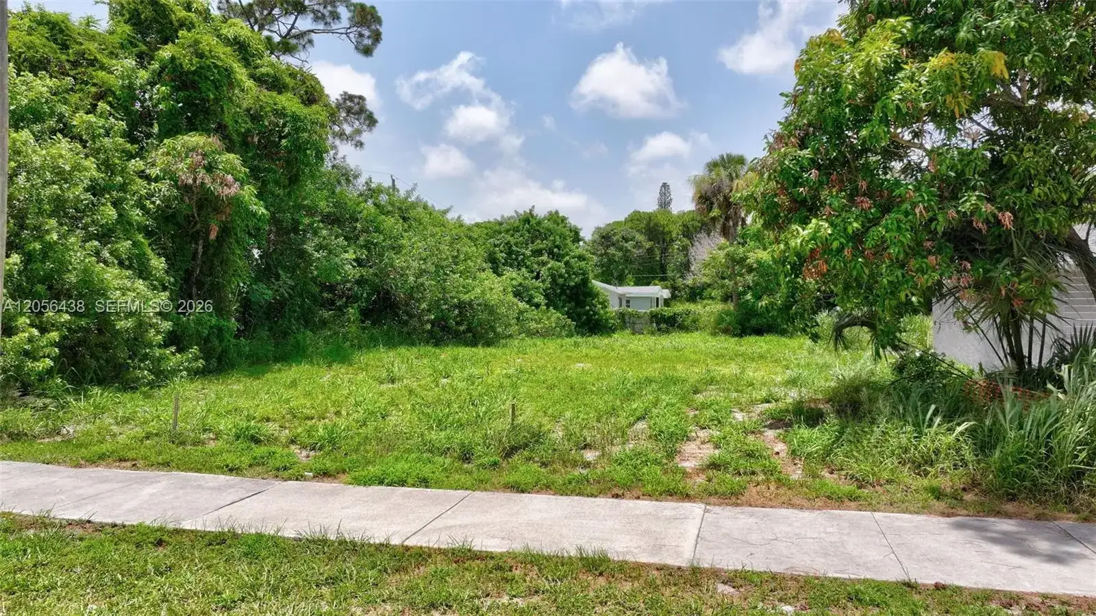 5684 SE 45th Ave, Stuart FL 34997 photo 3