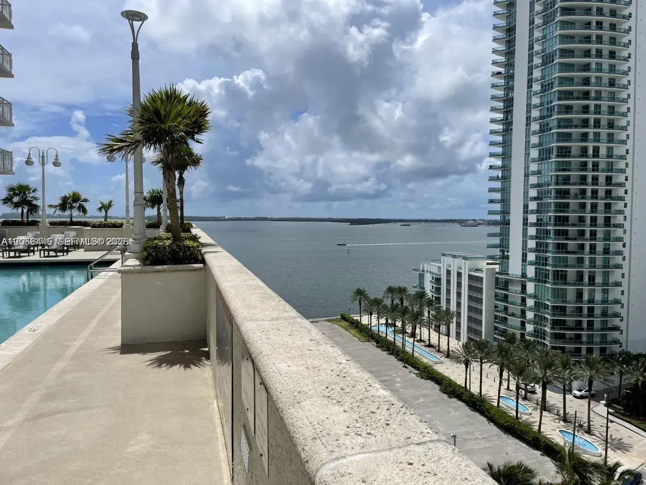 1200 Brickell Bay Dr # 1518, Miami FL 33131