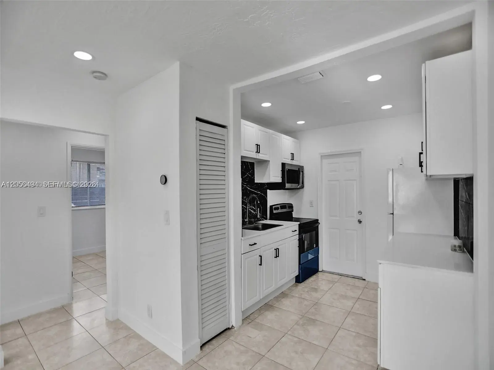 708 N 20th # 2, Hollywood FL 33020