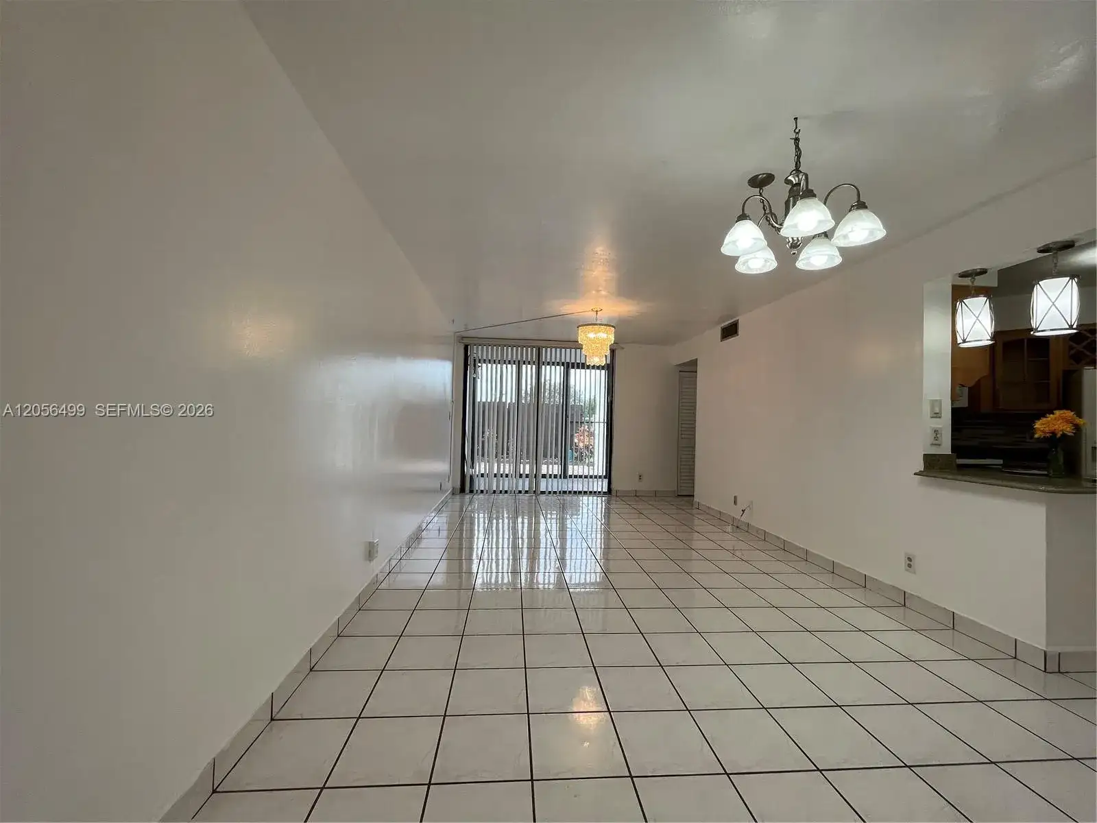 215 Lake Pointe Dr # 104, Oakland Park FL 33309 photo 3