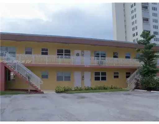 2121 N Ocean Blvd # 1, Fort Lauderdale FL 33305