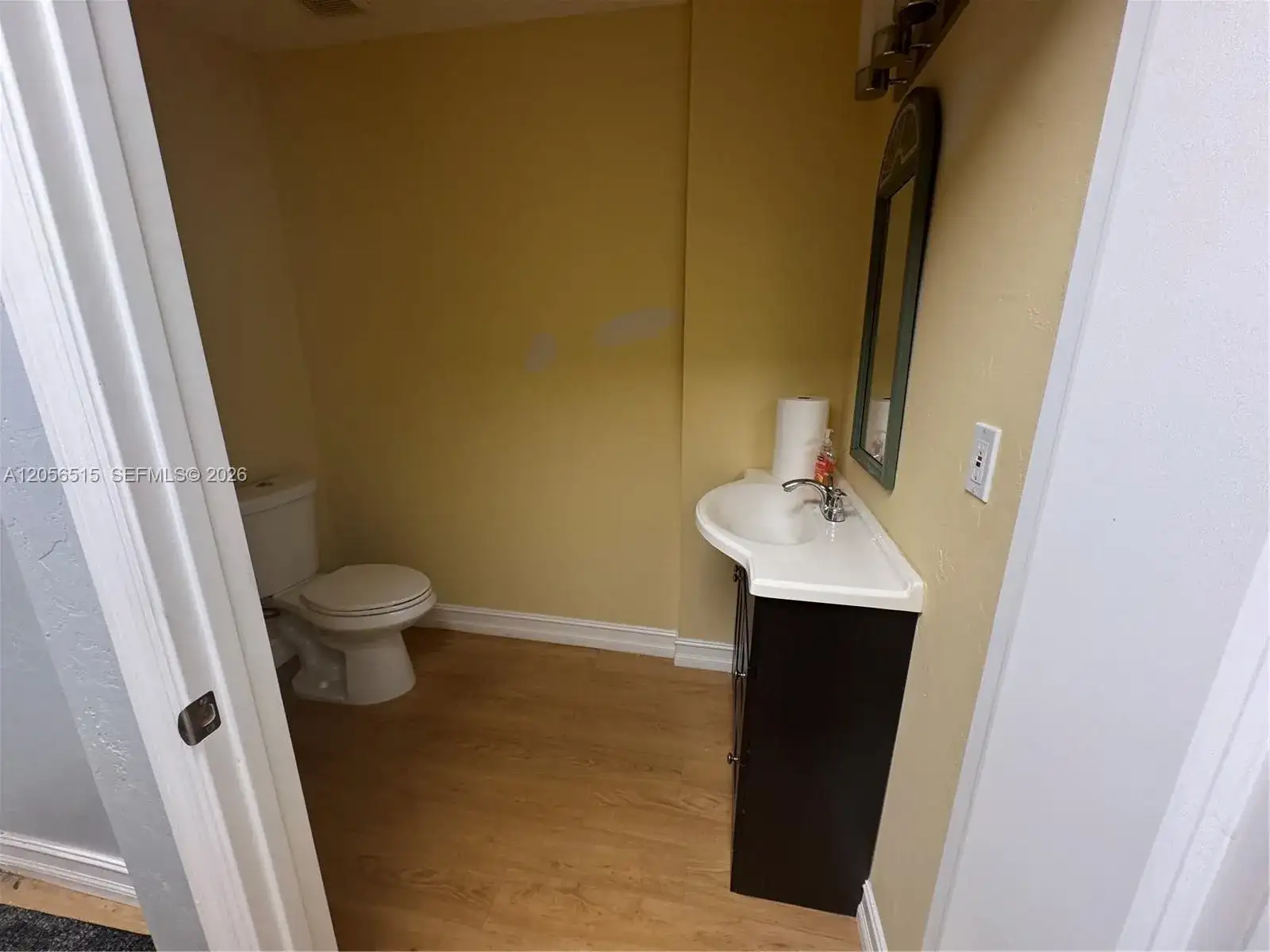 1926 Tyler St, Hollywood FL 33020 photo 4