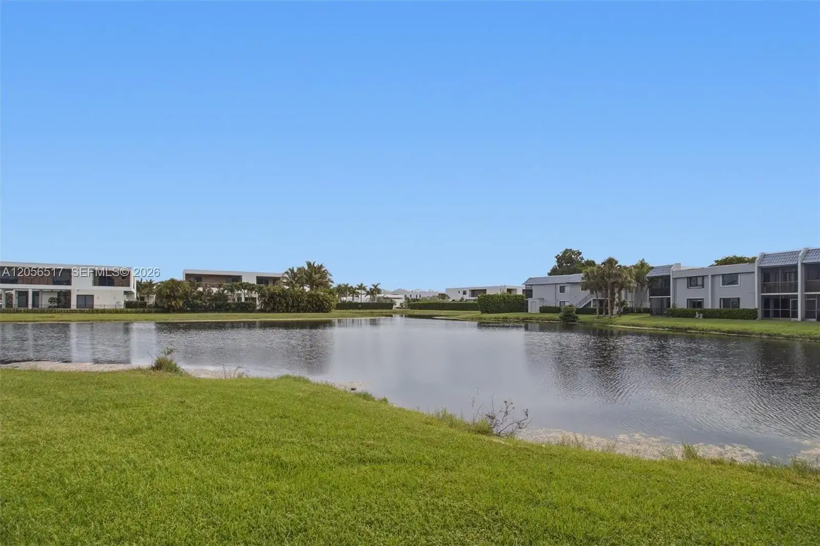 16631 Hemingway Dr, Weston FL 33326 photo 4