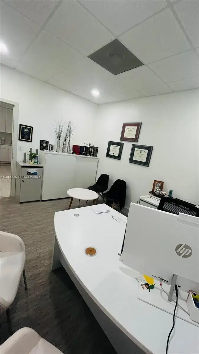 17100 Royal Palm Blvd # 5, Weston FL 33326 photo 2