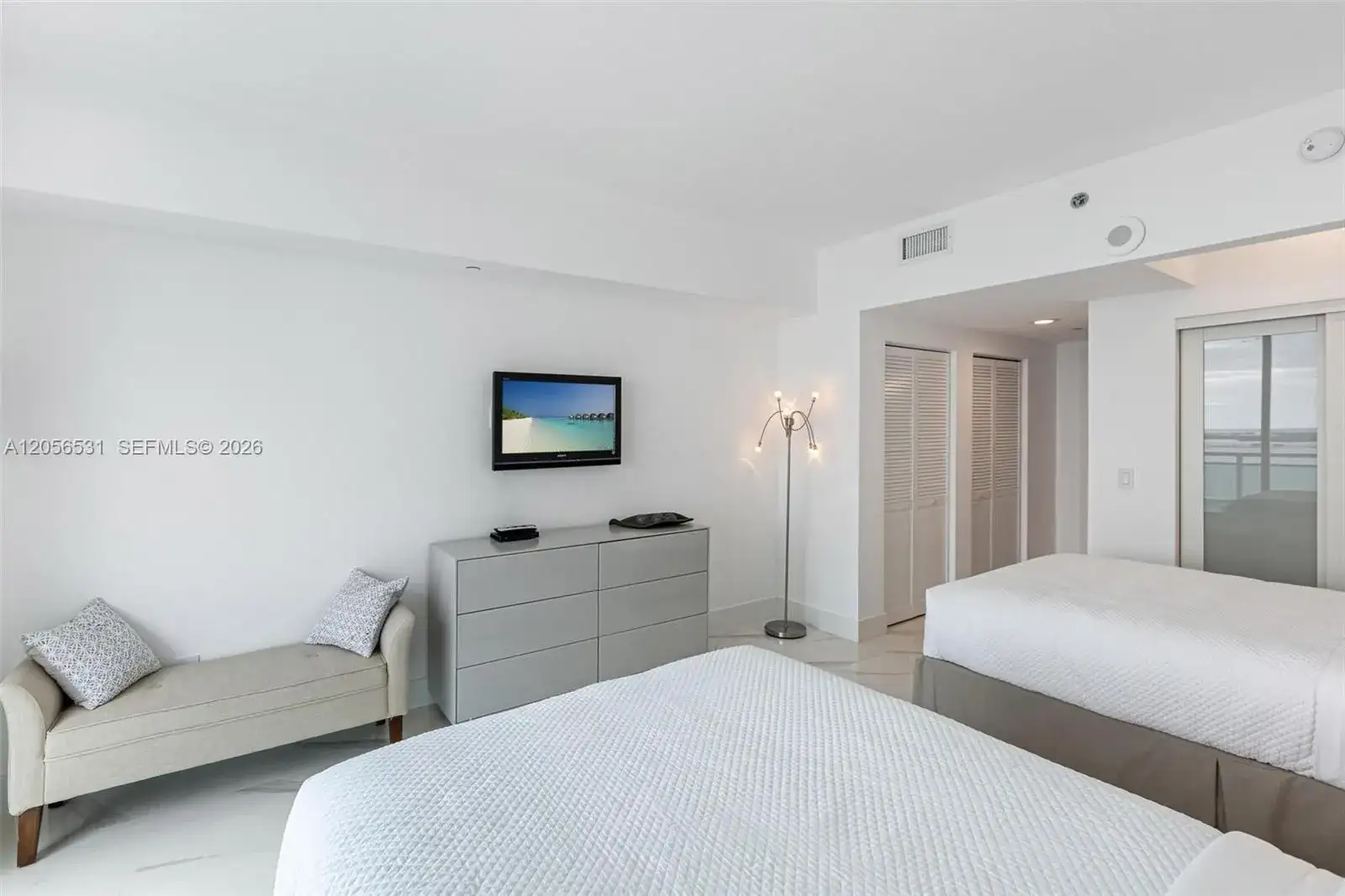 950 Brickell Bay Dr # 2210, Miami FL 33131 photo 5