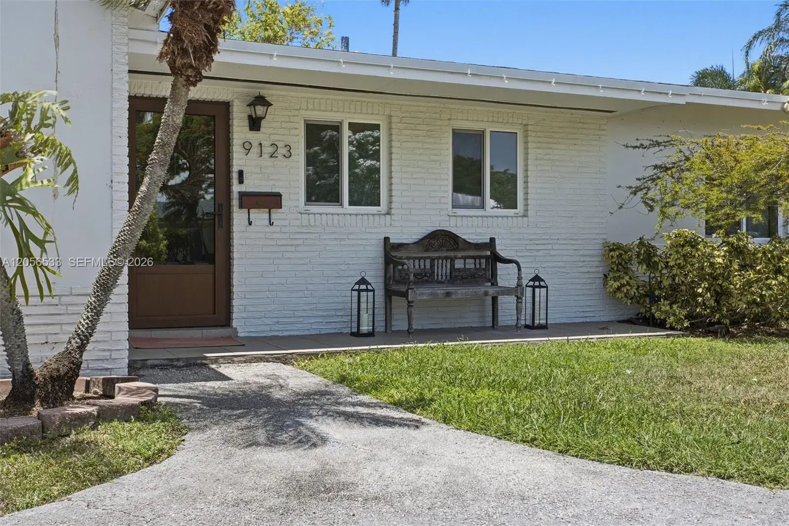 9123 SW 181st St, Palmetto Bay FL 33157