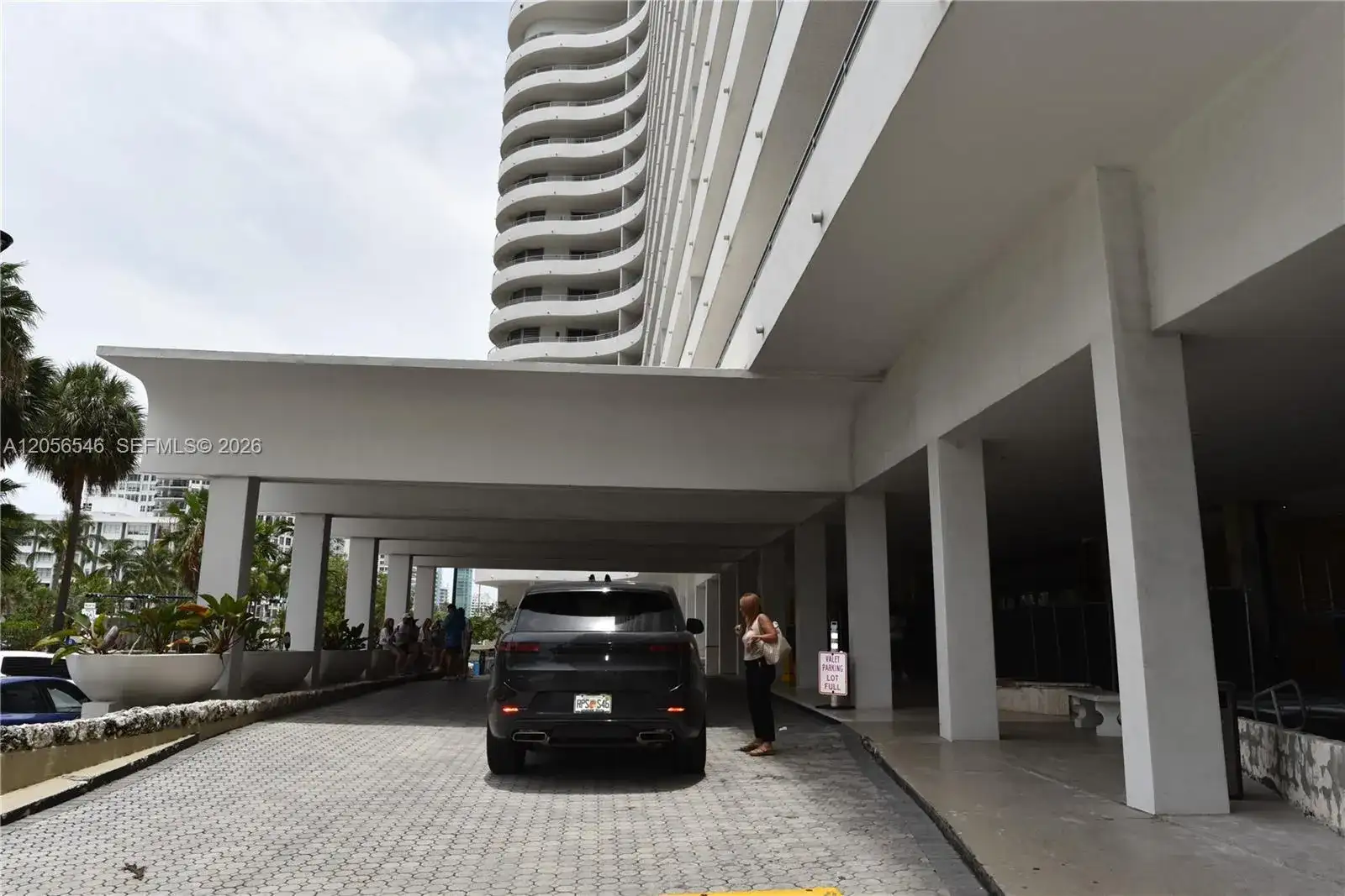 5555 Collins Ave # 8K, Miami Beach FL 33140 photo 3