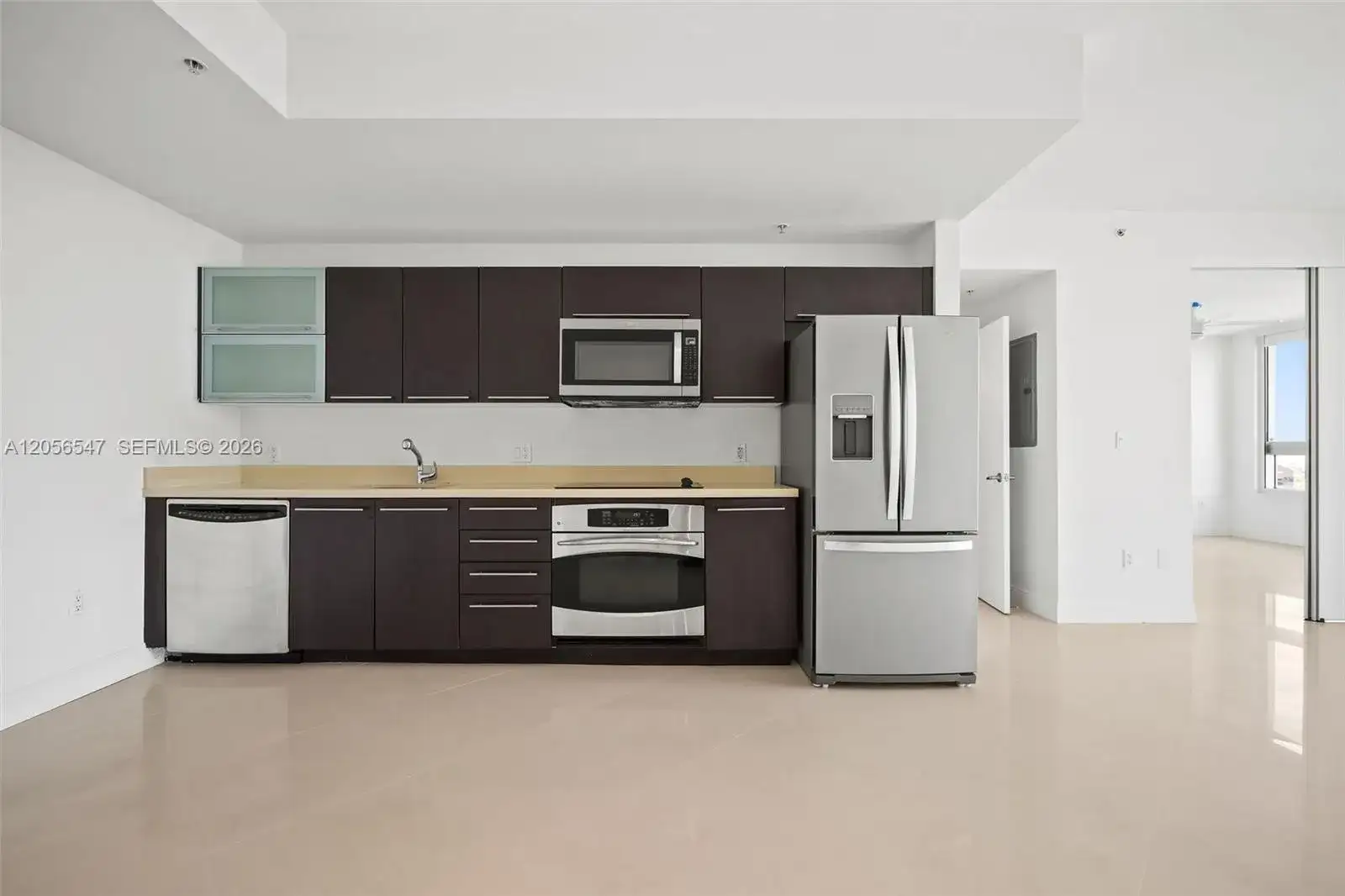 90 SW 3rd St # 1608, Miami FL 33130 photo 5