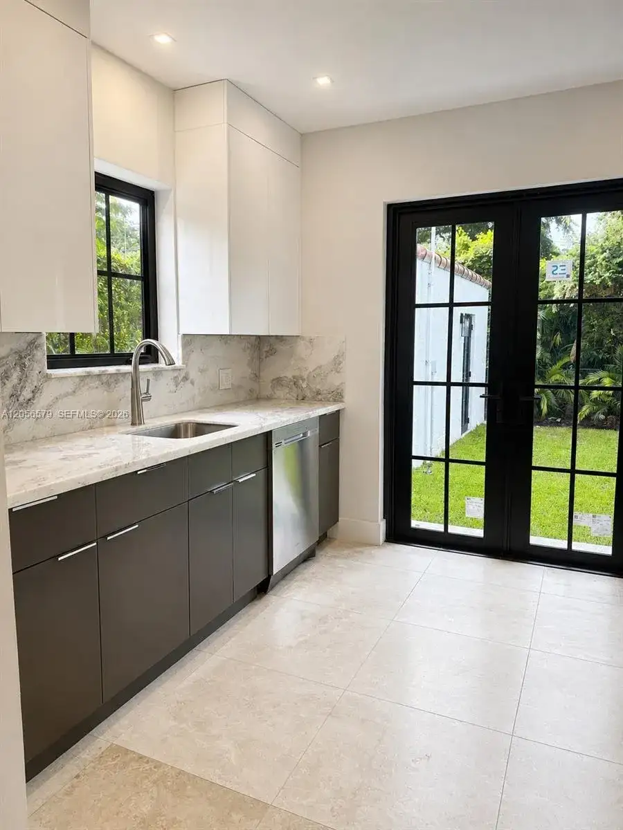 1213 Aguila Ave, Coral Gables FL 33134 photo 5