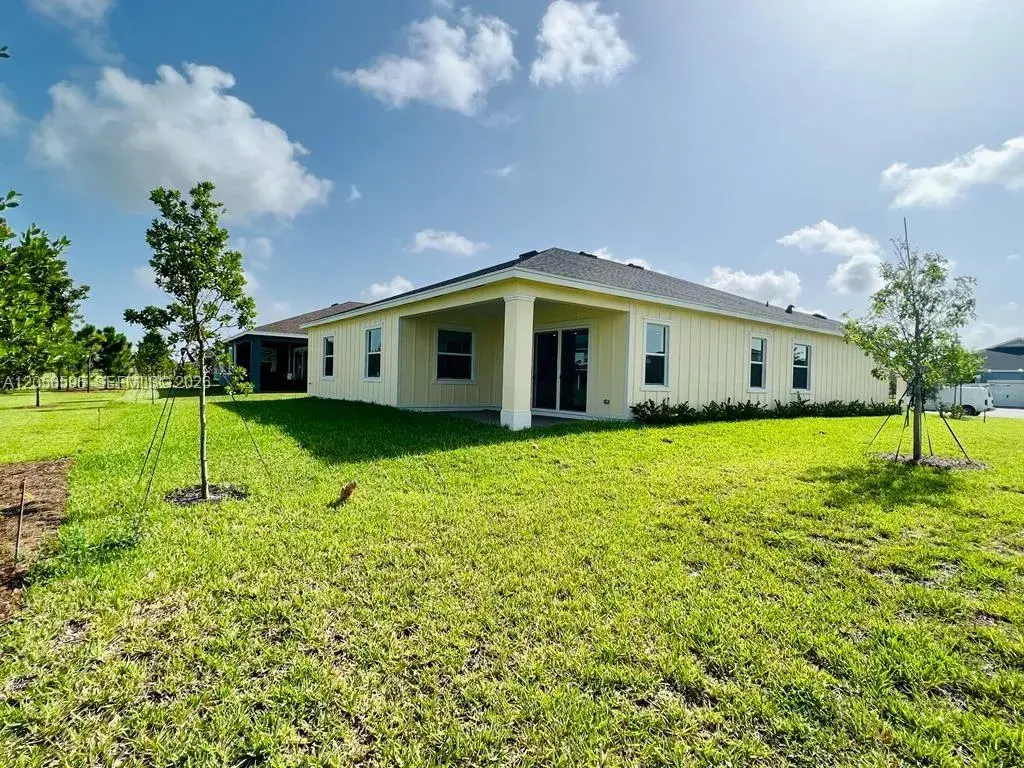 1097 Haywagon Trl # 1097, Loxahatchee FL 33470