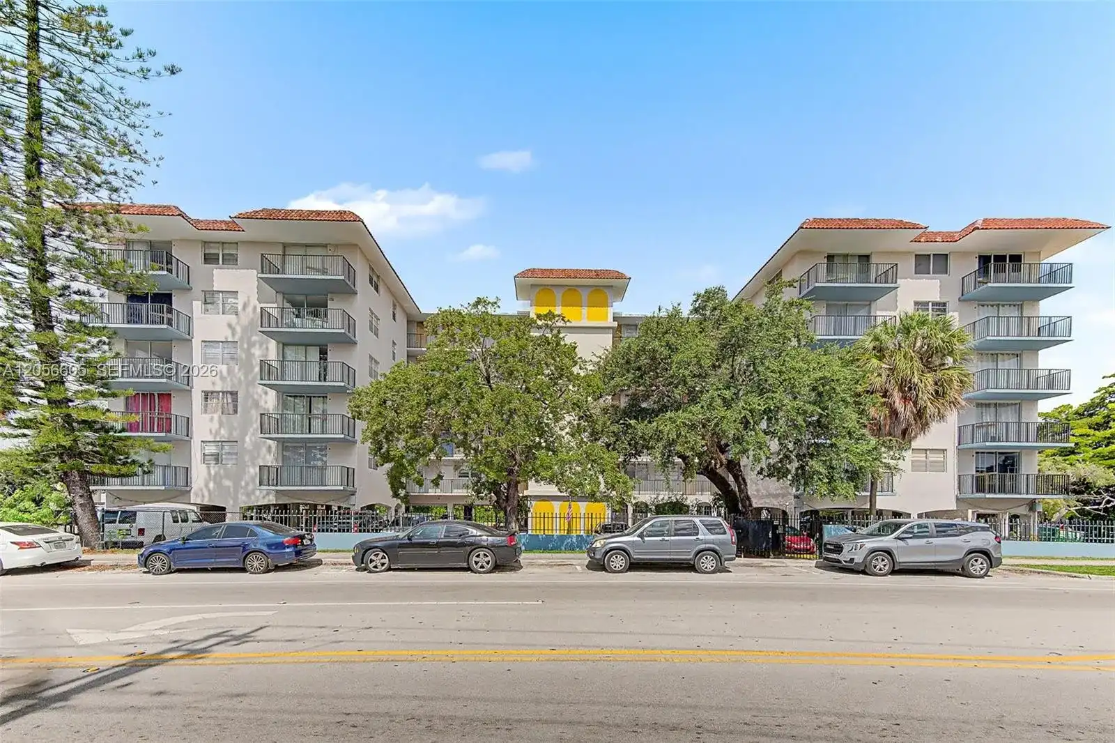 12590 NE 16th Ave # 402, North Miami FL 33161