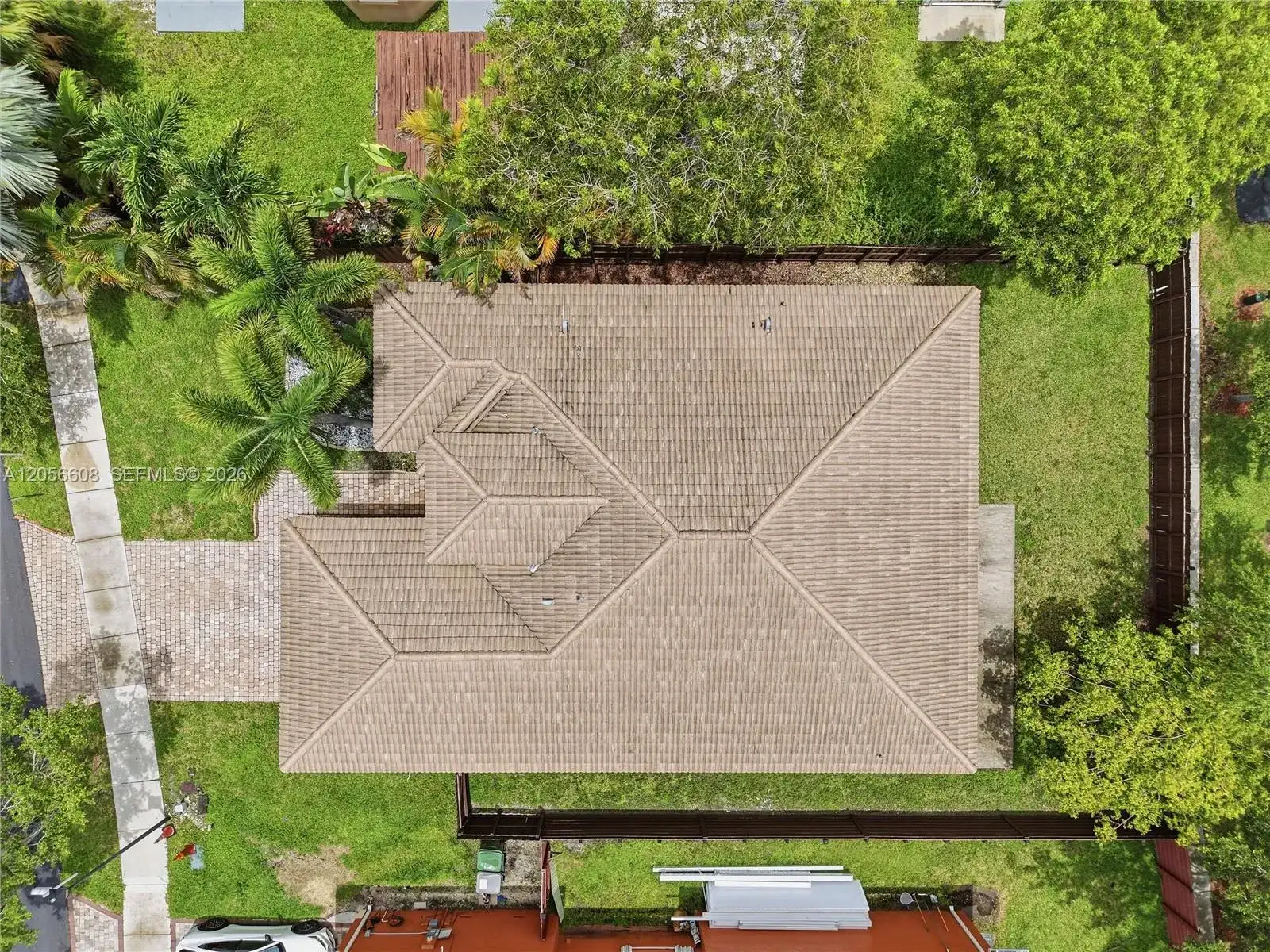 2233 SE 14th Cir, Homestead FL 33035 photo 3