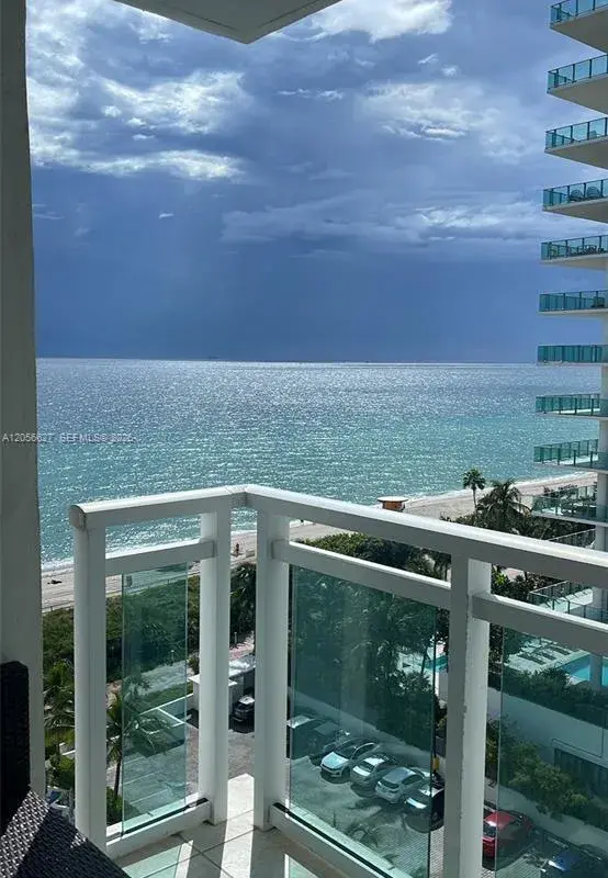 6917 Collins Ave # 1207, Miami Beach FL 33141