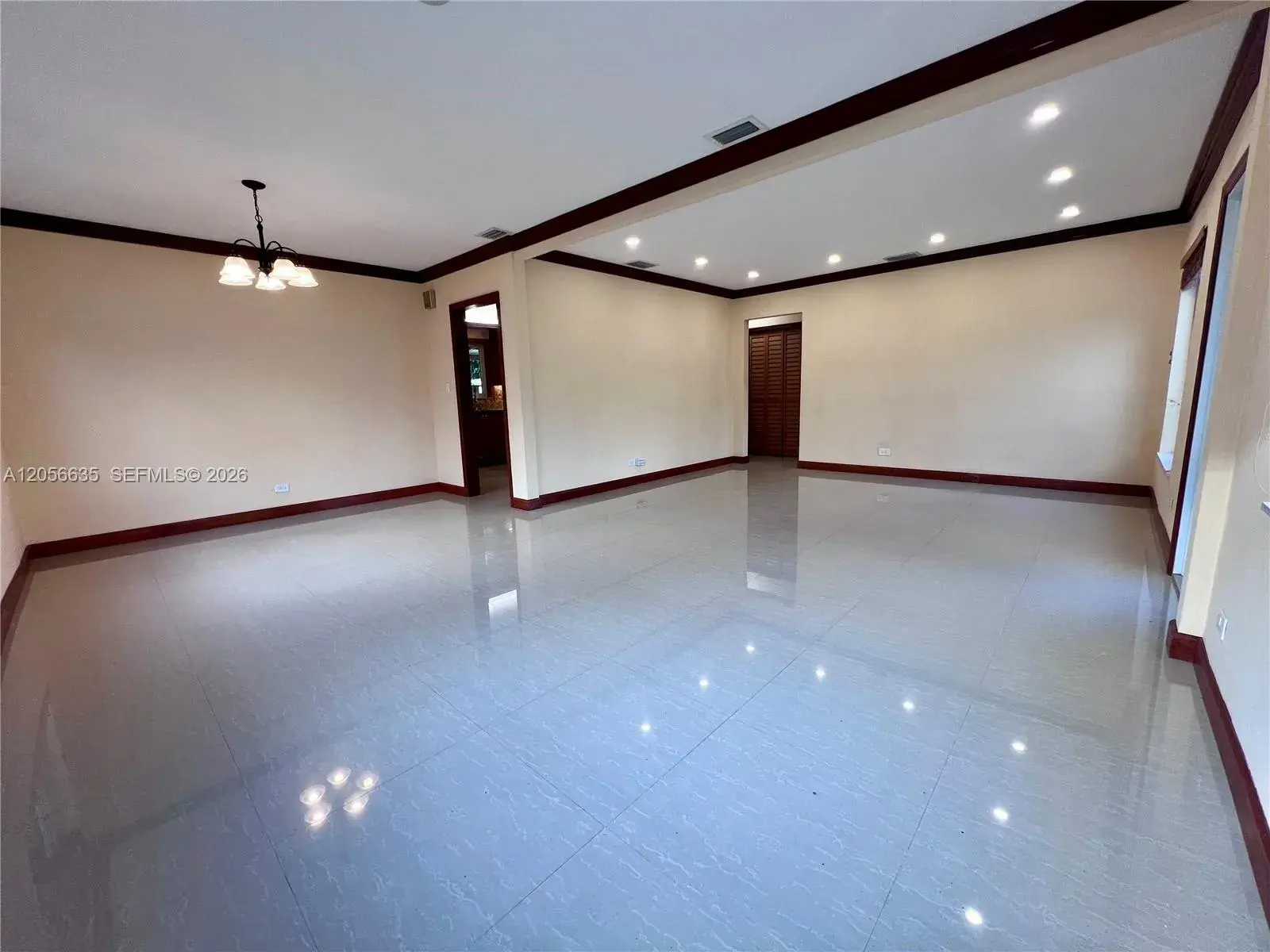 6225 SW 26th St, Miami FL 33155