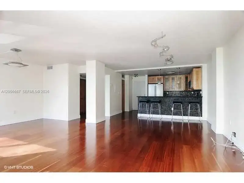 600 NE 36 ST # 1817, Miami FL 33137 photo 2