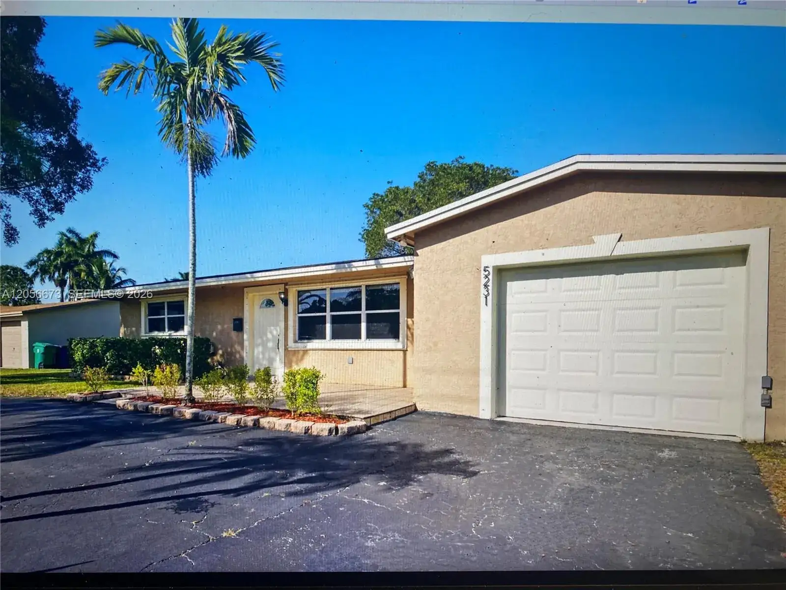 5231 SW 89th Ave, Cooper City FL 33328