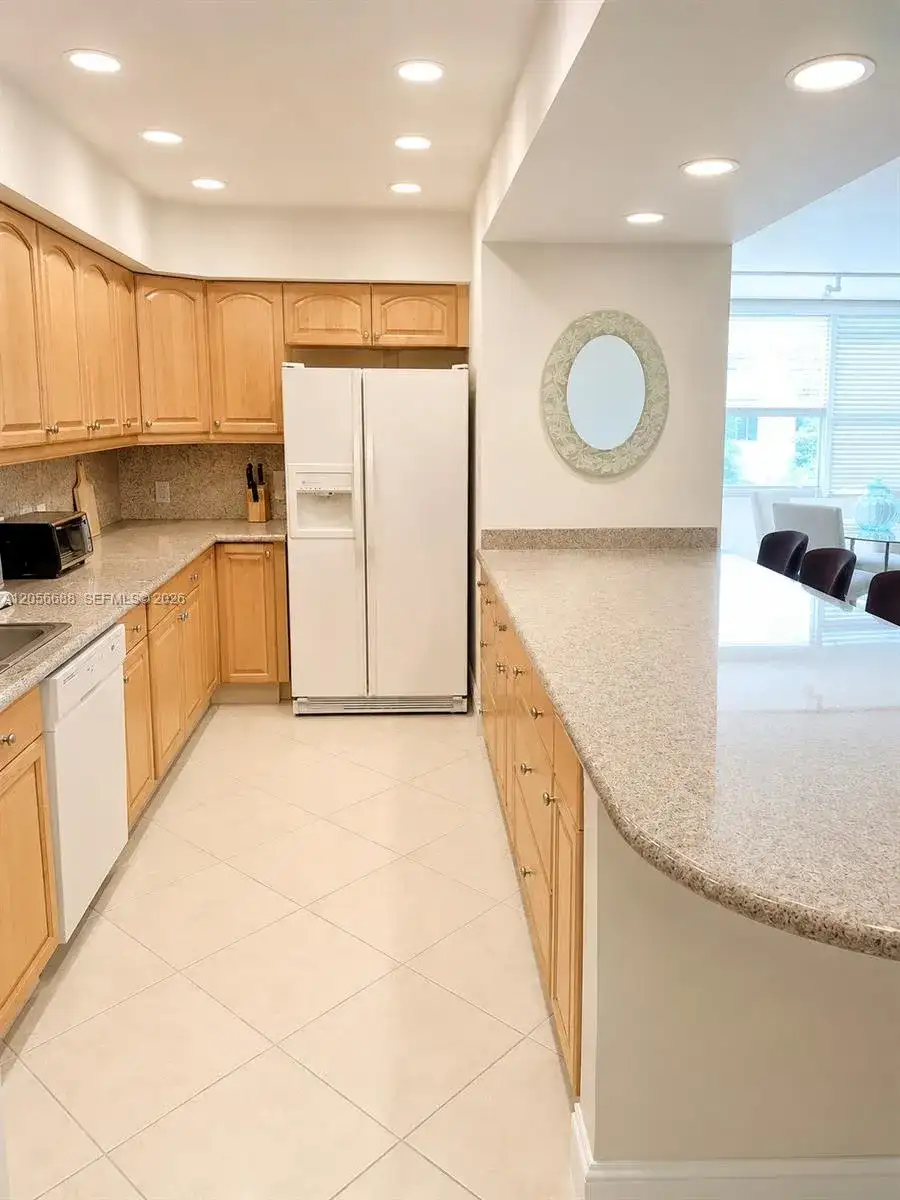 10210 Collins Ave # 303, Bal Harbour FL 33154 photo 3