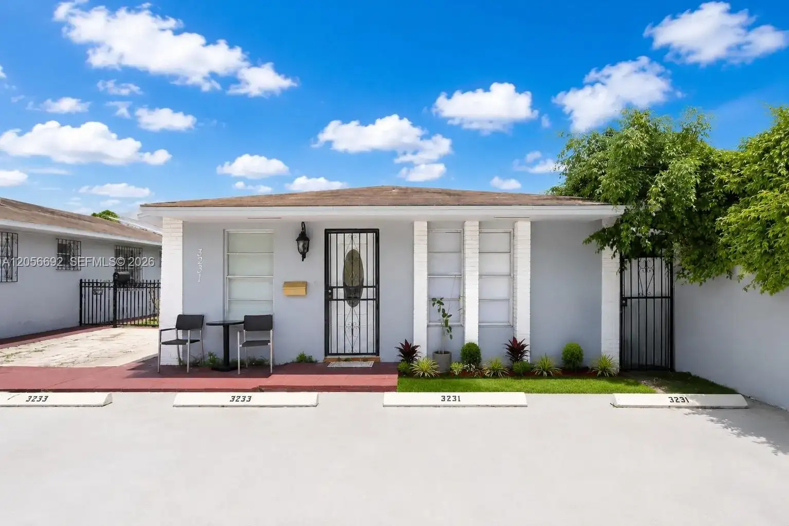 3231 SW 25th St, Miami FL 33133 photo 4
