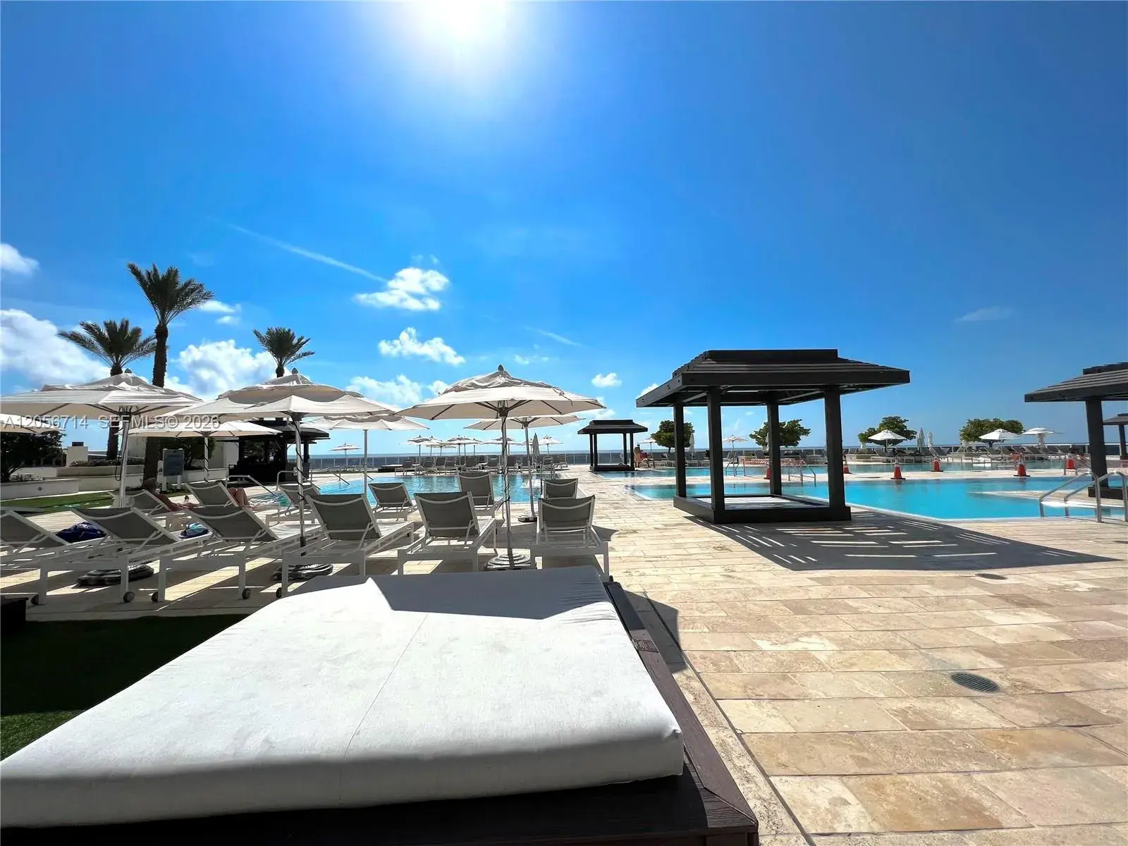 1850 S Ocean Dr # 2204, Hallandale Beach FL 33009