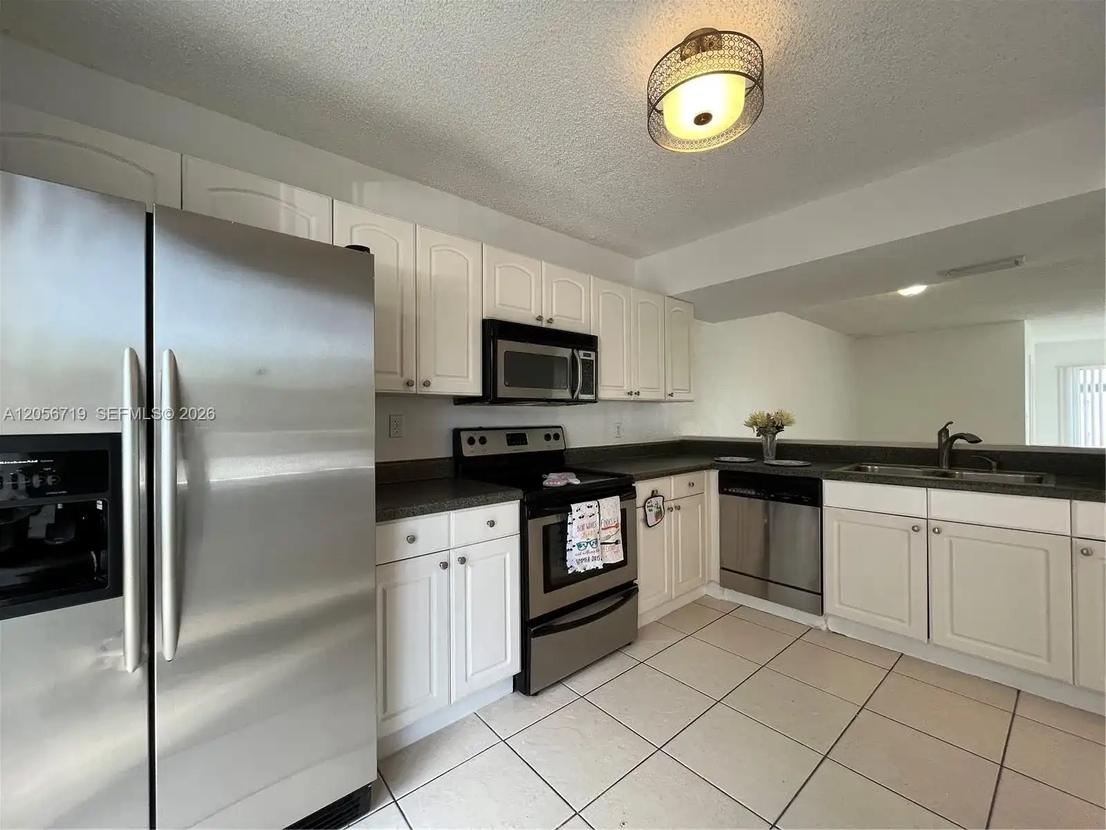 895 Crystal Lake Dr # 103, Deerfield Beach FL 33064