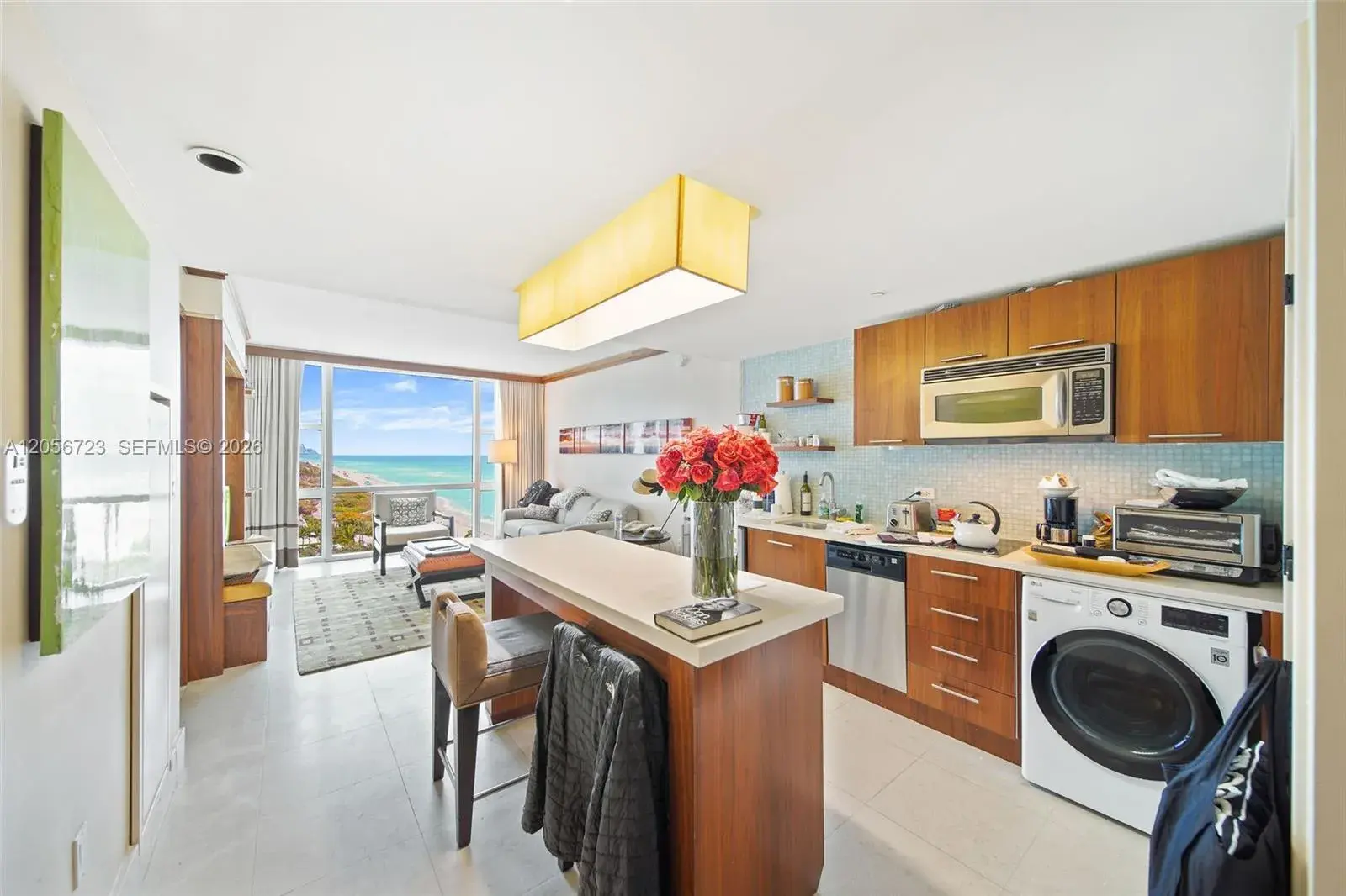 1 bedroom 1 bath Residential for sale at 6801 Collins Ave # 1015, Miami Beach FL 33141