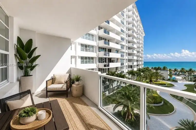 100 Lincoln Rd # 619, Miami Beach FL 33139 photo 3