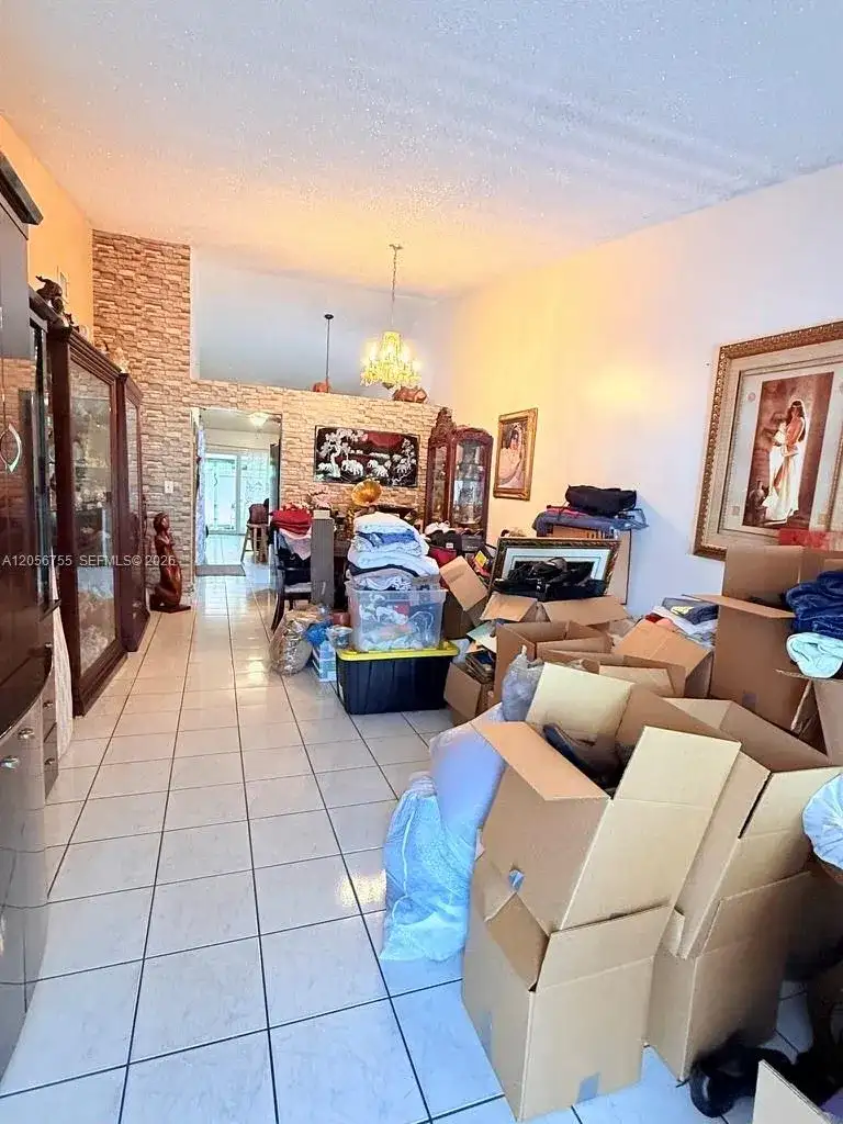 5941 W 20th Ln, Hialeah FL 33016 photo 4