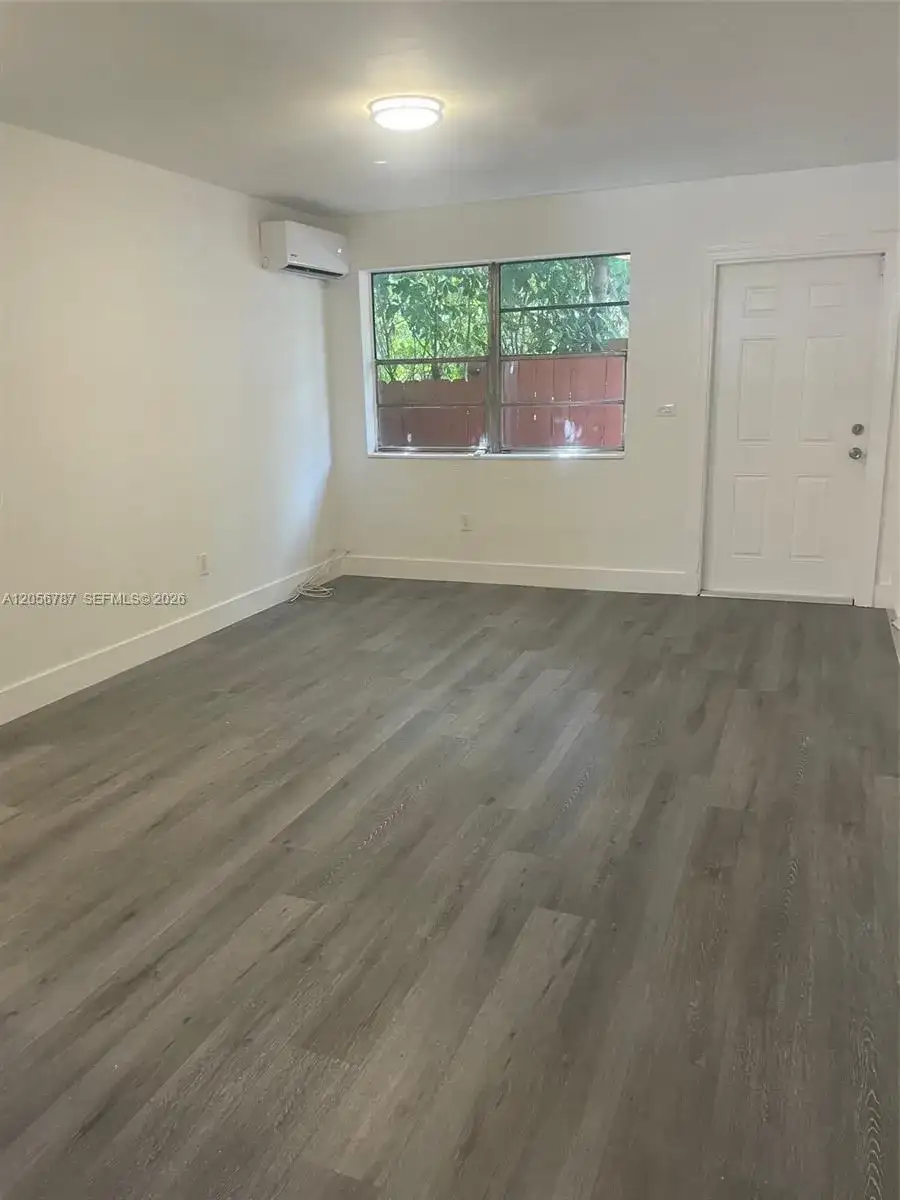 1831 NW 41st St # 1833, Miami FL 33142 photo 4