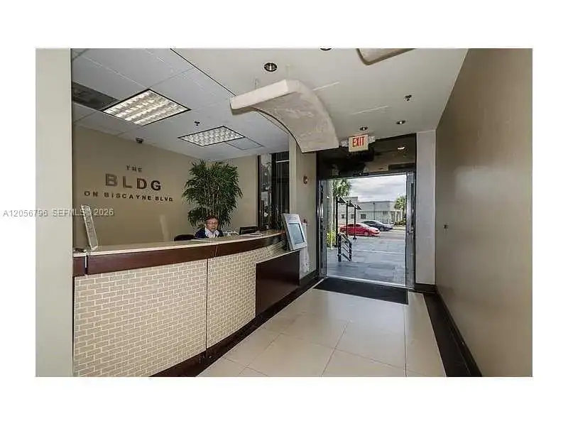 12550 Biscayne Blvd # 403, North Miami FL 33181 photo 4