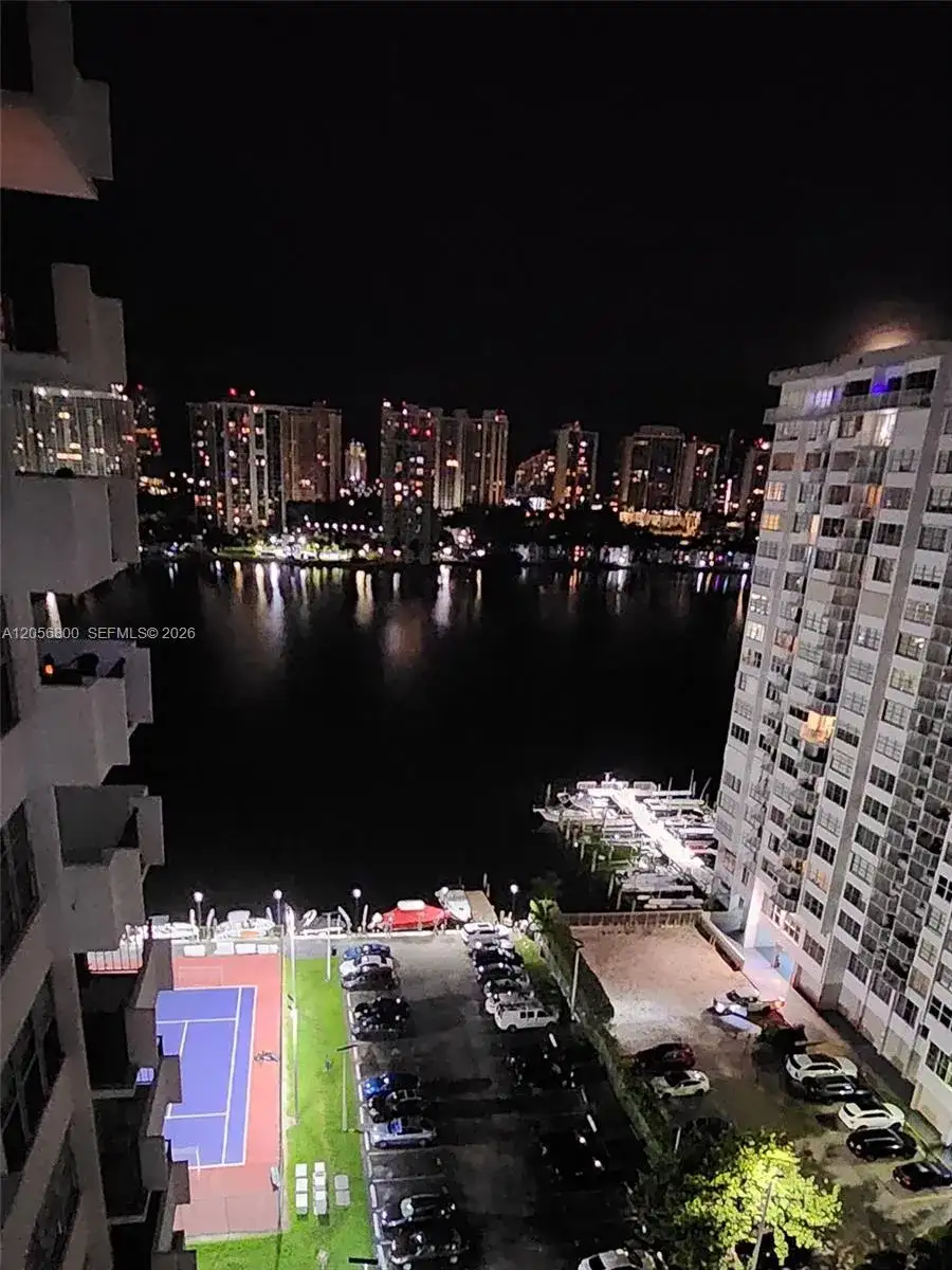 2750 NE 183rd St # 1701, Aventura FL 33160 photo 2